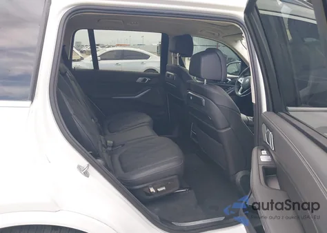 2024 BMW X7 xDrive40I z USA, uszkodzony, nr VIN 5UX23EM07R9U05416